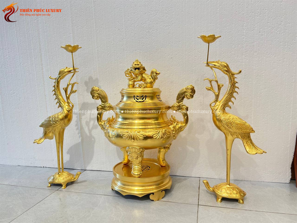 Bộ Đỉnh Tam Sự catut dát vàng 9999 chạm sòi