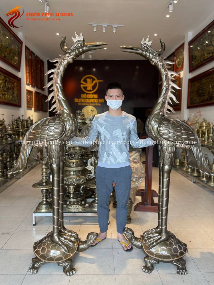 Đôi Hạc Thờ Ngậm Ngọc Đồng Đỏ Cao 2m2